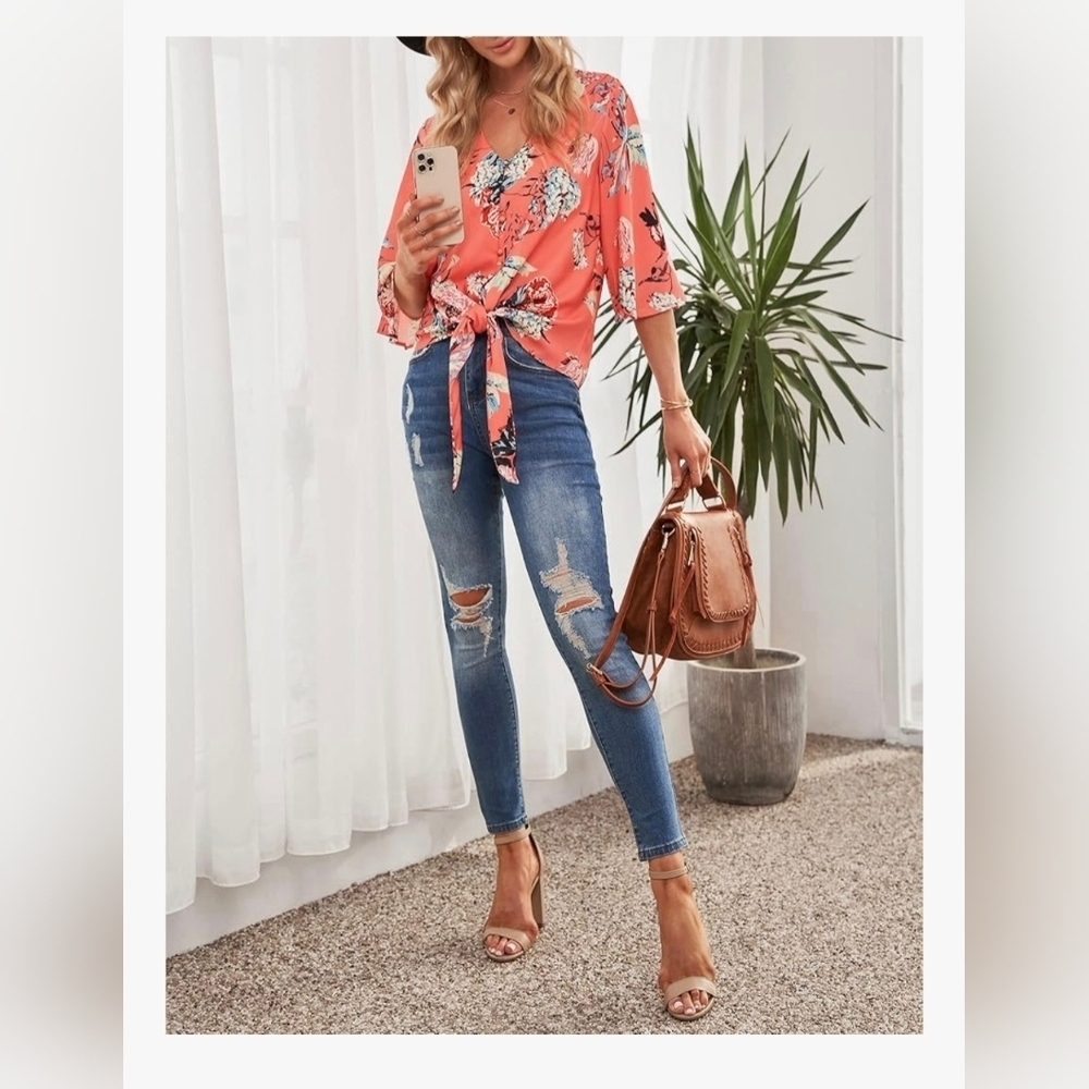 Tie Knot, Button Down Floral Blouse #1036 - Picture 7 of 11